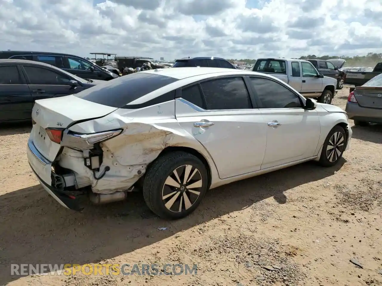 3 Photograph of a damaged car 1N4BL4DV2MN334672 NISSAN ALTIMA 2021