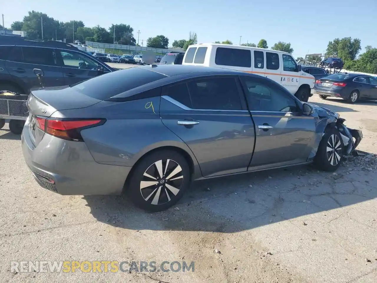 3 Photograph of a damaged car 1N4BL4DV2MN354825 NISSAN ALTIMA 2021