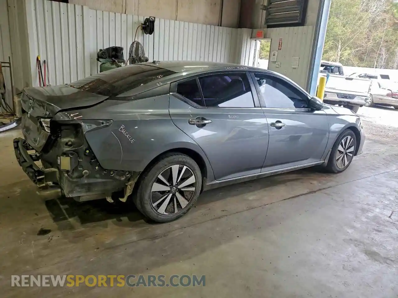 3 Photograph of a damaged car 1N4BL4DV3MN314480 NISSAN ALTIMA 2021