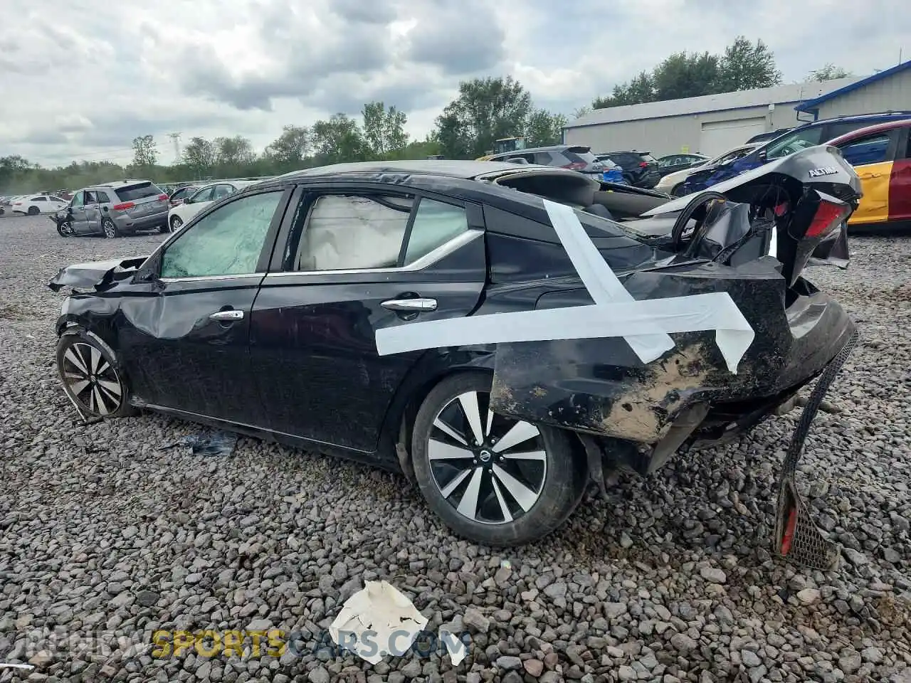 2 Photograph of a damaged car 1N4BL4DV3MN318934 NISSAN ALTIMA 2021