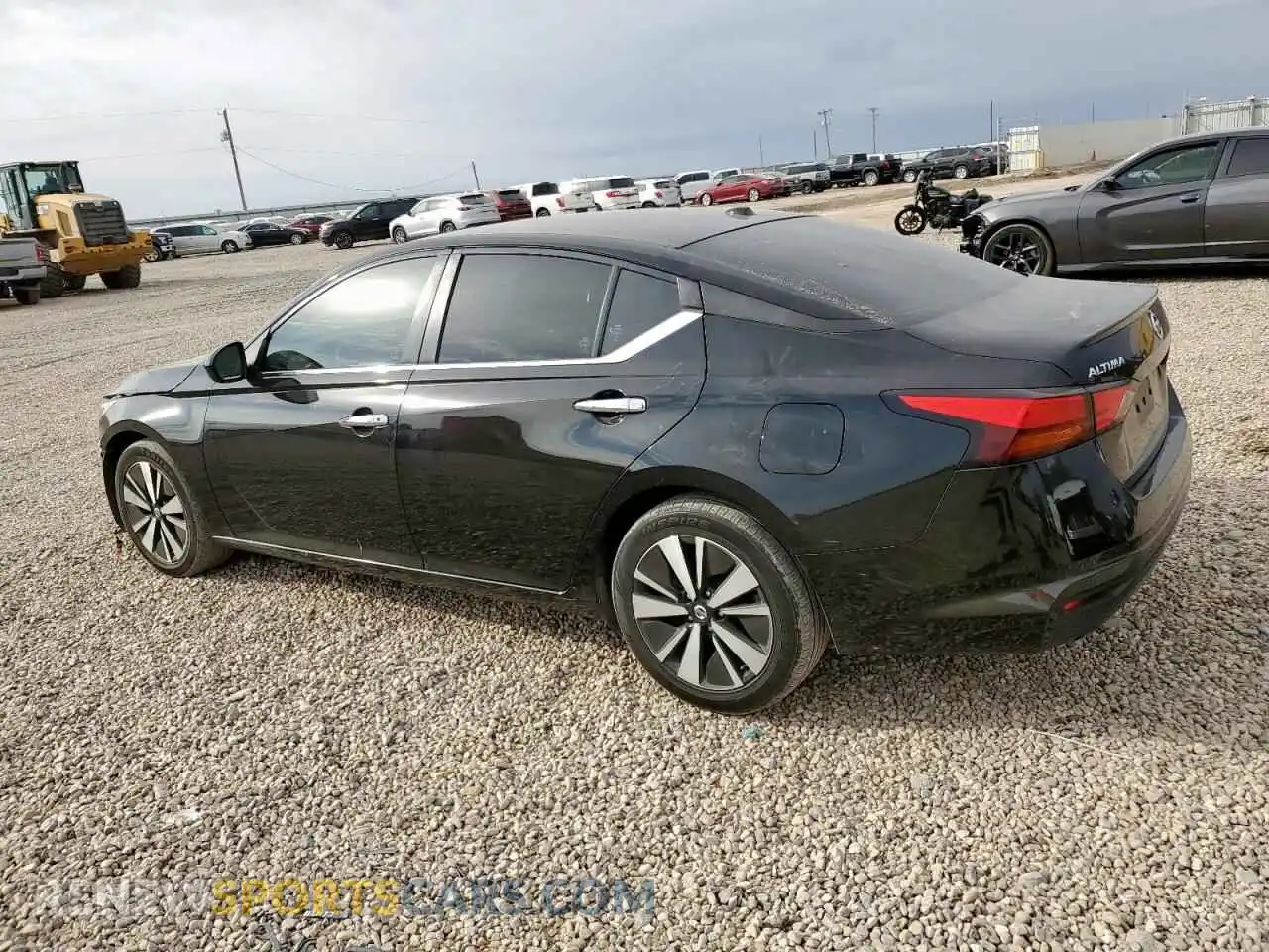 2 Photograph of a damaged car 1N4BL4DV3MN404499 NISSAN ALTIMA 2021