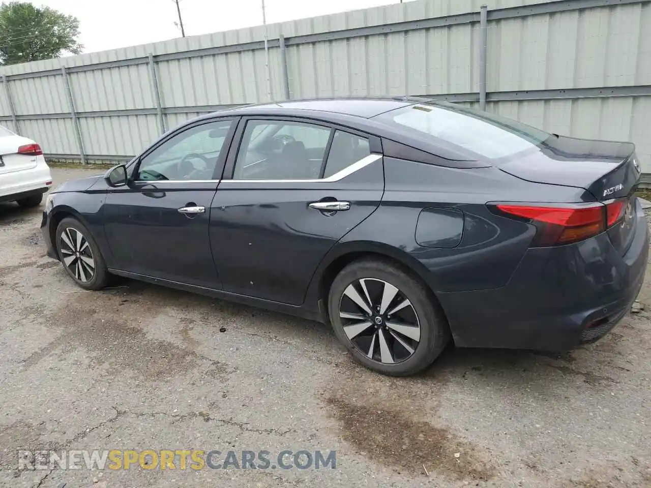 2 Photograph of a damaged car 1N4BL4DV3MN406088 NISSAN ALTIMA 2021