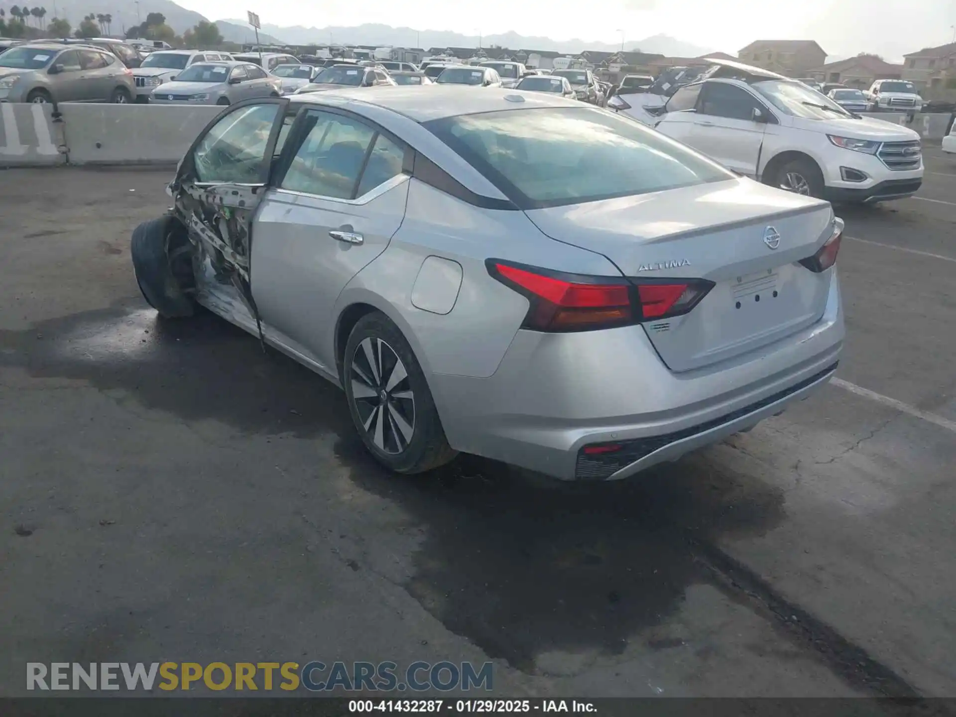 3 Photograph of a damaged car 1N4BL4DV4MN309868 NISSAN ALTIMA 2021