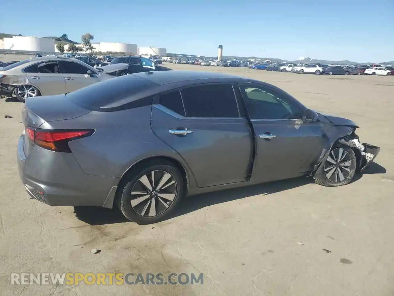 3 Photograph of a damaged car 1N4BL4DV4MN350470 NISSAN ALTIMA 2021