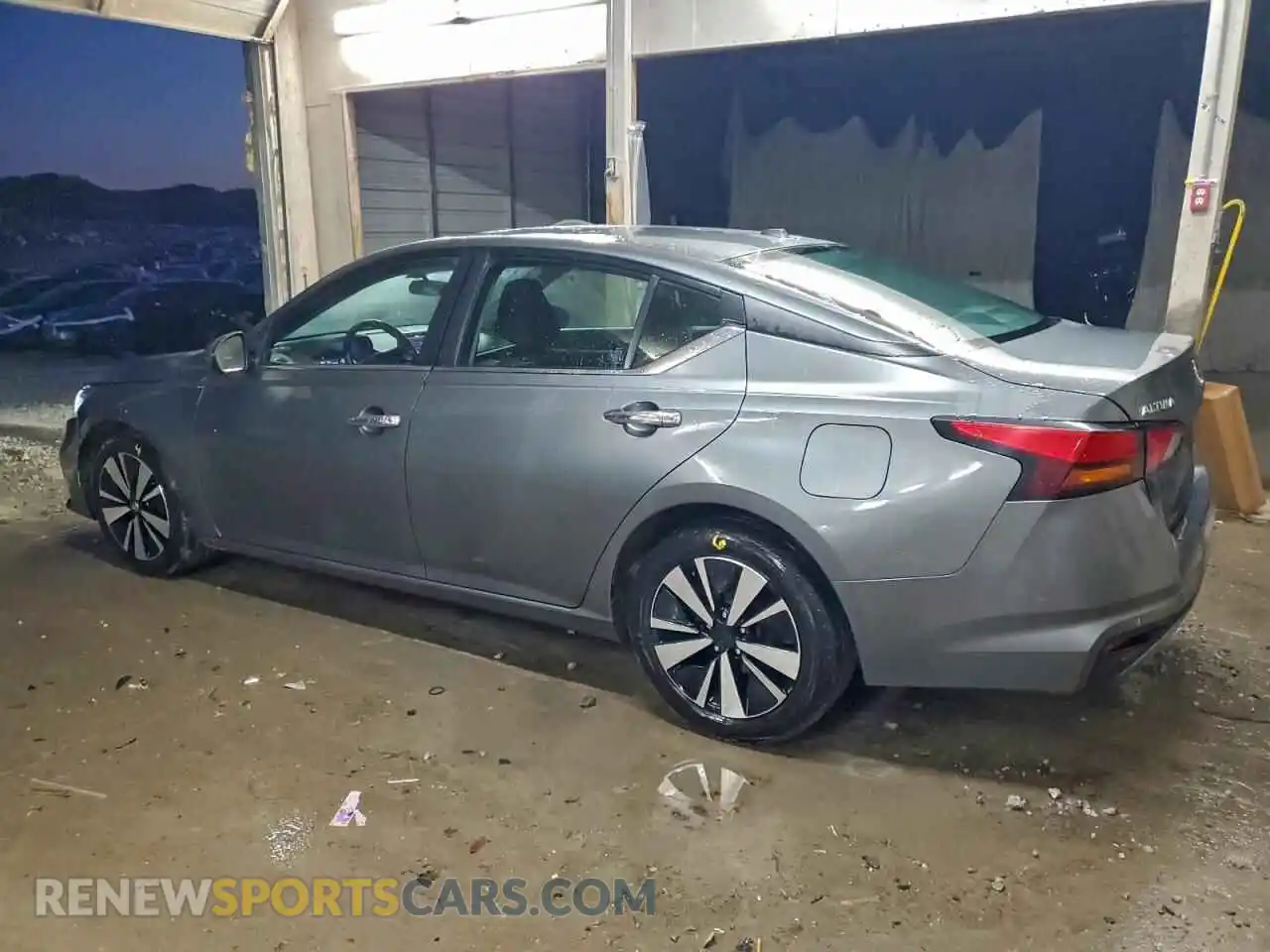 2 Photograph of a damaged car 1N4BL4DV5MN308681 NISSAN ALTIMA 2021