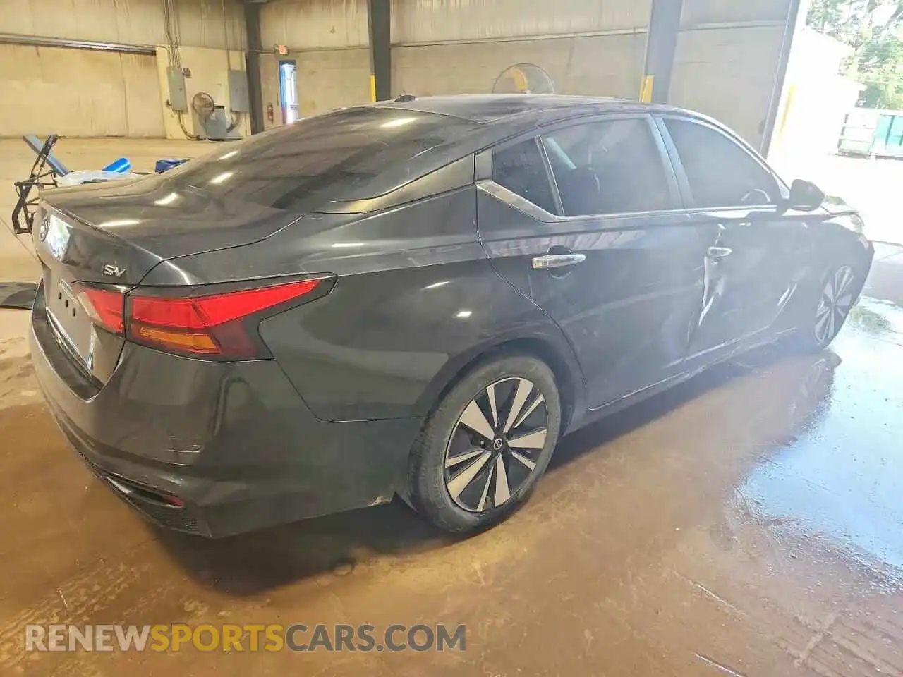 3 Photograph of a damaged car 1N4BL4DV5MN360425 NISSAN ALTIMA 2021