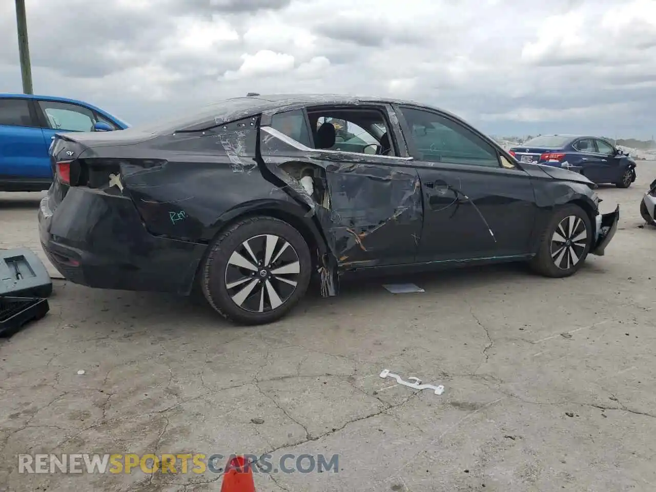 3 Photograph of a damaged car 1N4BL4DV5MN367066 NISSAN ALTIMA 2021