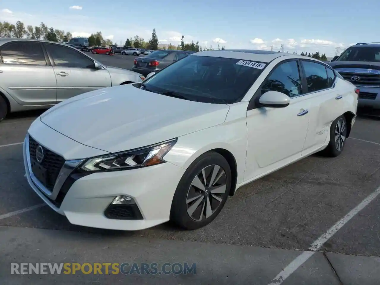 1 Photograph of a damaged car 1N4BL4DV8MN386372 NISSAN ALTIMA 2021