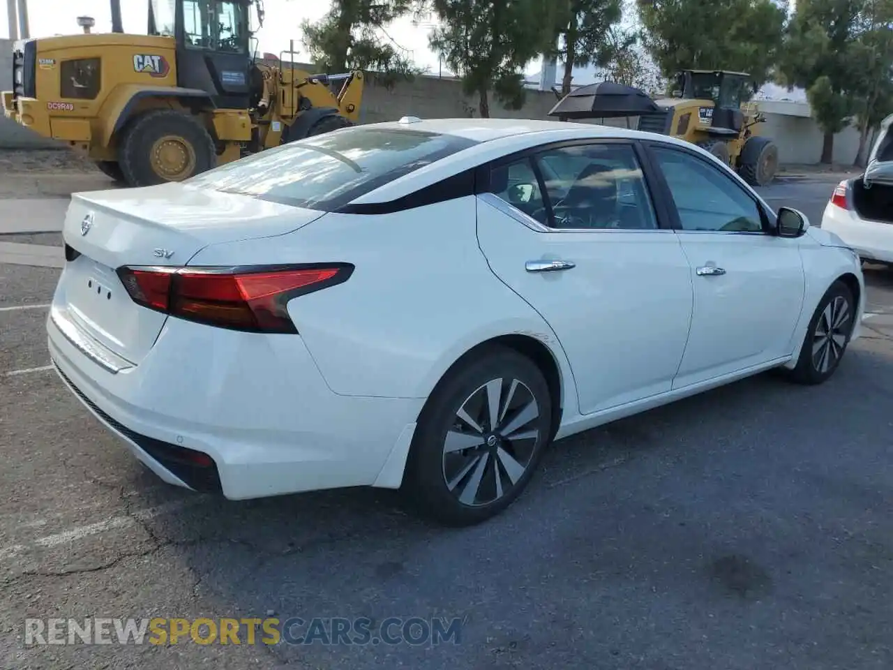 3 Photograph of a damaged car 1N4BL4DV8MN386372 NISSAN ALTIMA 2021