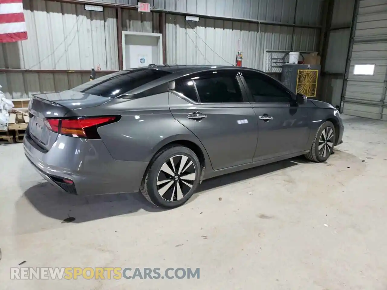 3 Photograph of a damaged car 1N4BL4DV9MN370066 NISSAN ALTIMA 2021