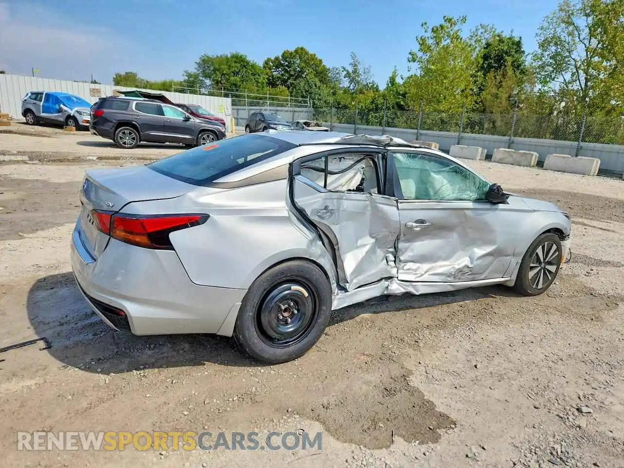 3 fotografías del automóvil dañado 1N4BL4DV9MN414549 NISSAN ALTIMA 2021