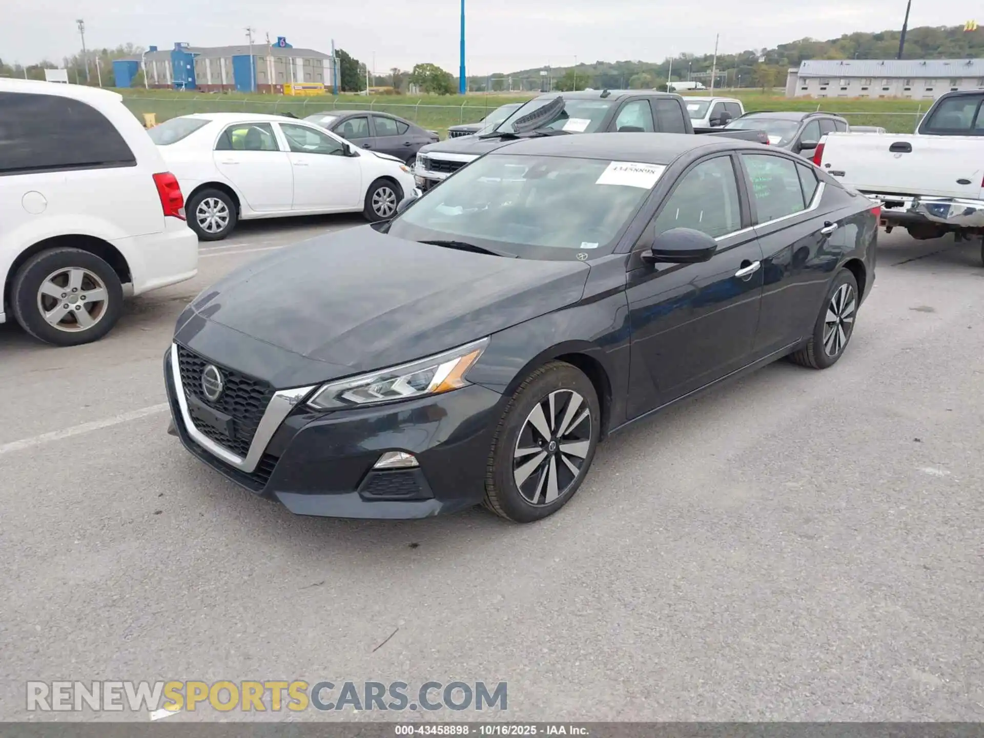 2 Photograph of a damaged car 1N4BL4DVXMN306876 NISSAN ALTIMA 2021