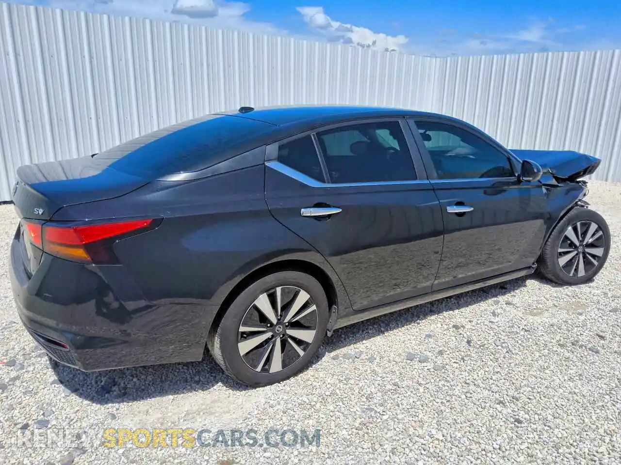 3 Photograph of a damaged car 1N4BL4DVXMN388365 NISSAN ALTIMA 2021