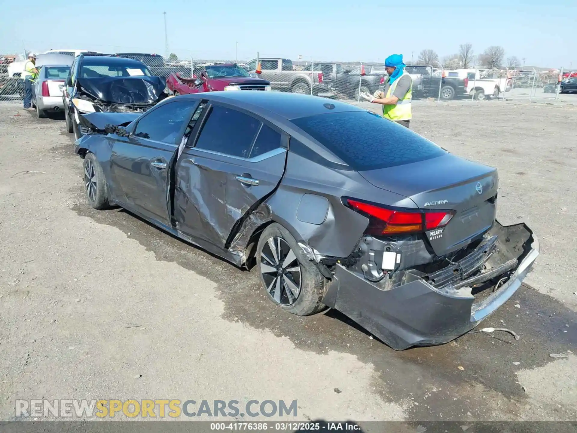 3 Photograph of a damaged car 1N4BL4DVXMN392836 NISSAN ALTIMA 2021