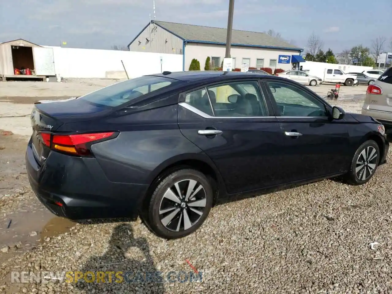 3 Photograph of a damaged car 1N4BL4DW2MN305648 NISSAN ALTIMA 2021