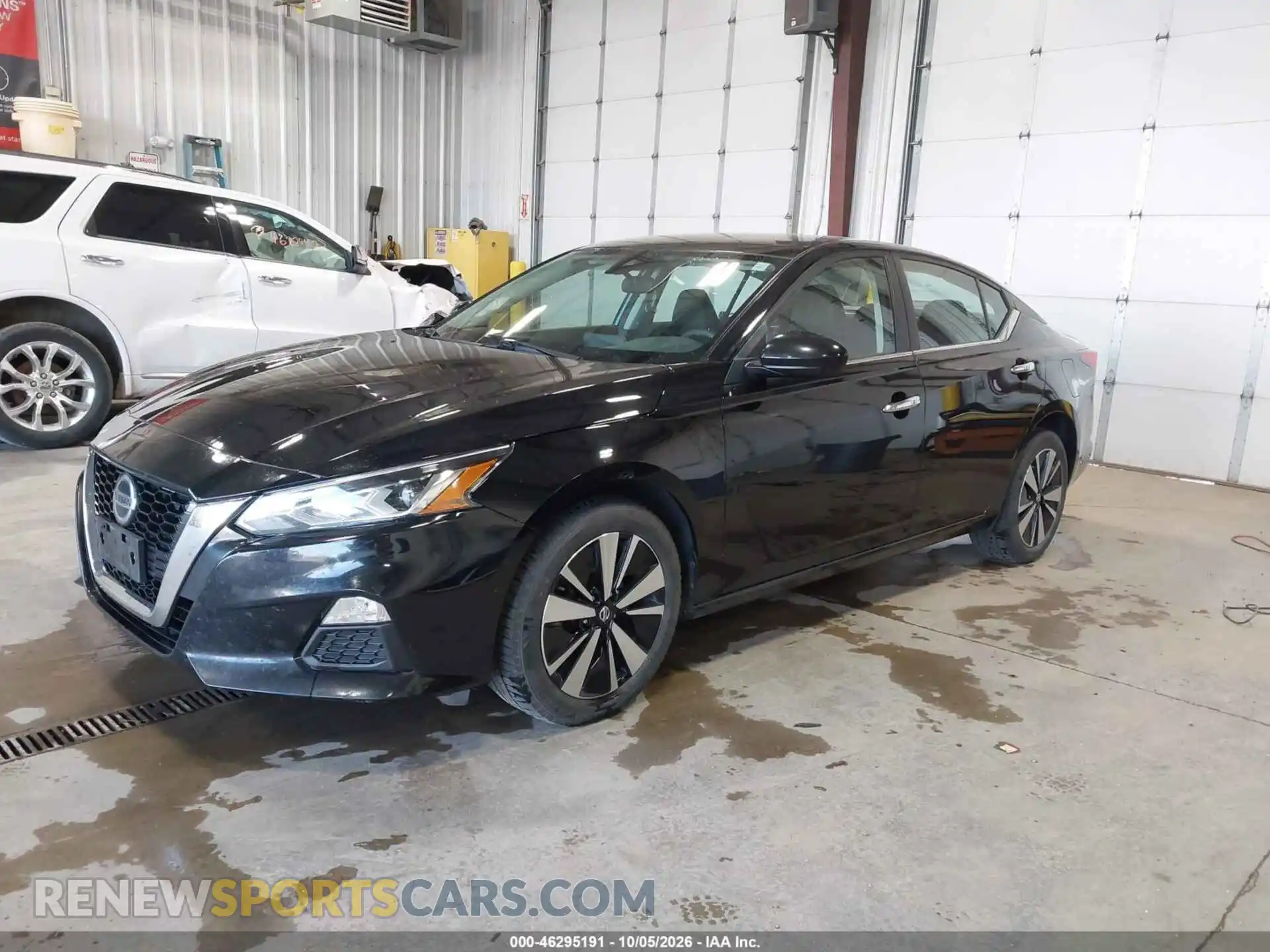 2 Photograph of a damaged car 1N4BL4DW2MN414059 NISSAN ALTIMA 2021