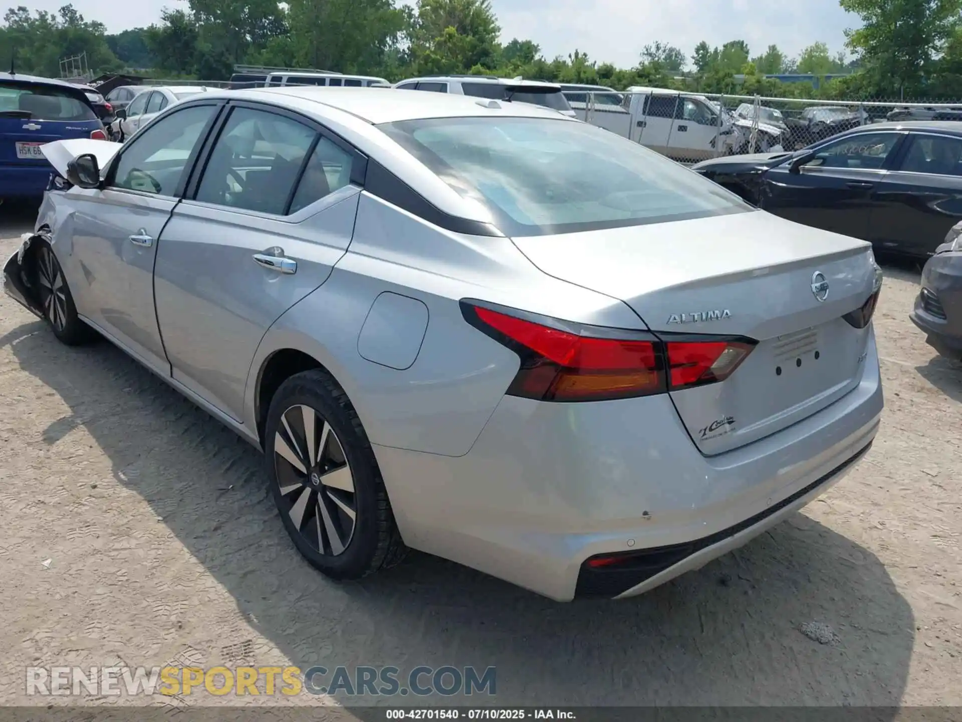 3 Photograph of a damaged car 1N4BL4DW7MN395220 NISSAN ALTIMA 2021