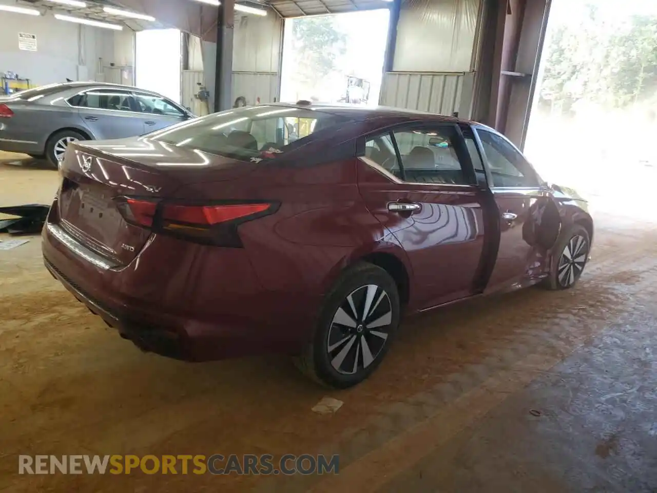 3 Photograph of a damaged car 1N4BL4DWXMN303775 NISSAN ALTIMA 2021