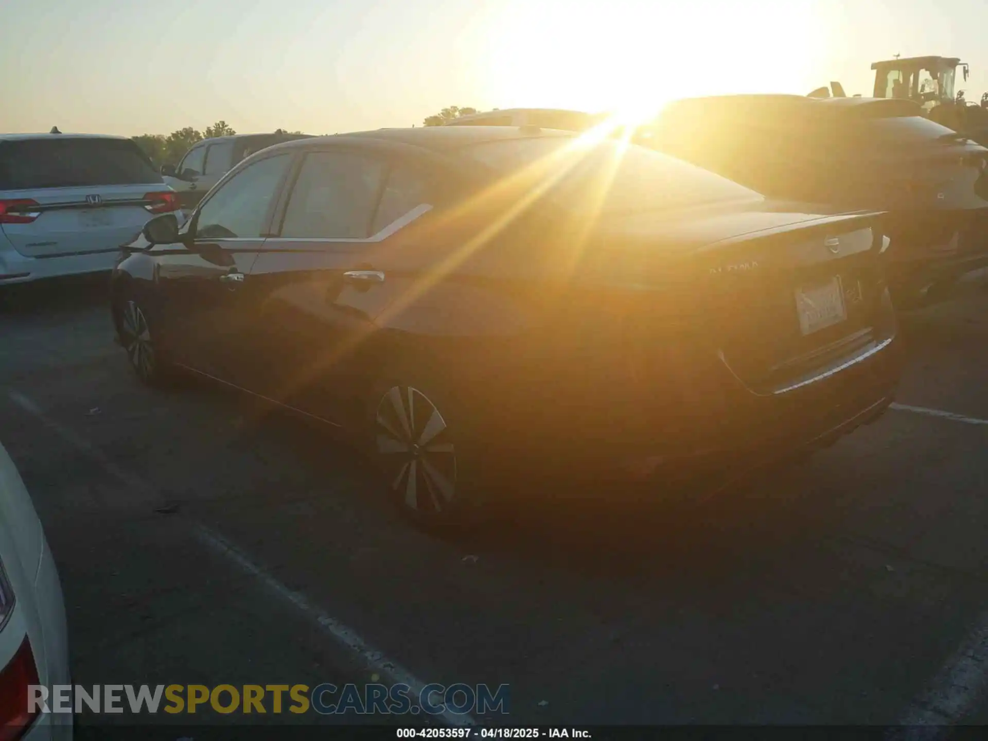 3 Photograph of a damaged car 1N4BL4EV8MN371482 NISSAN ALTIMA 2021