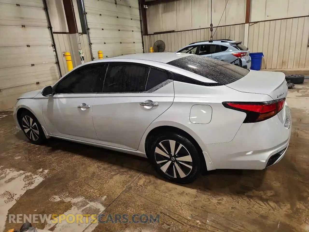 2 Photograph of a damaged car 1N4BL4EW5MN324712 NISSAN ALTIMA 2021