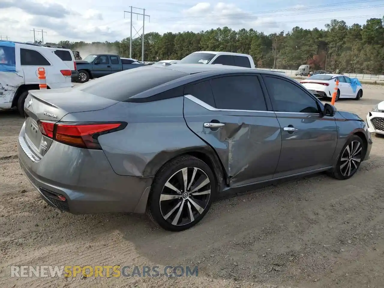 3 Photograph of a damaged car 1N4BL4FW0MN384640 NISSAN ALTIMA 2021
