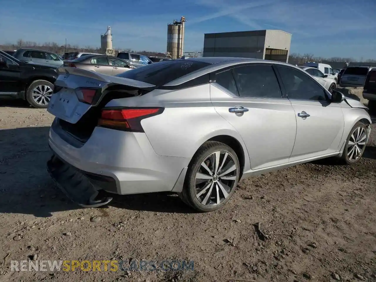 3 Photograph of a damaged car 1N4BL4FW2MN317134 NISSAN ALTIMA 2021
