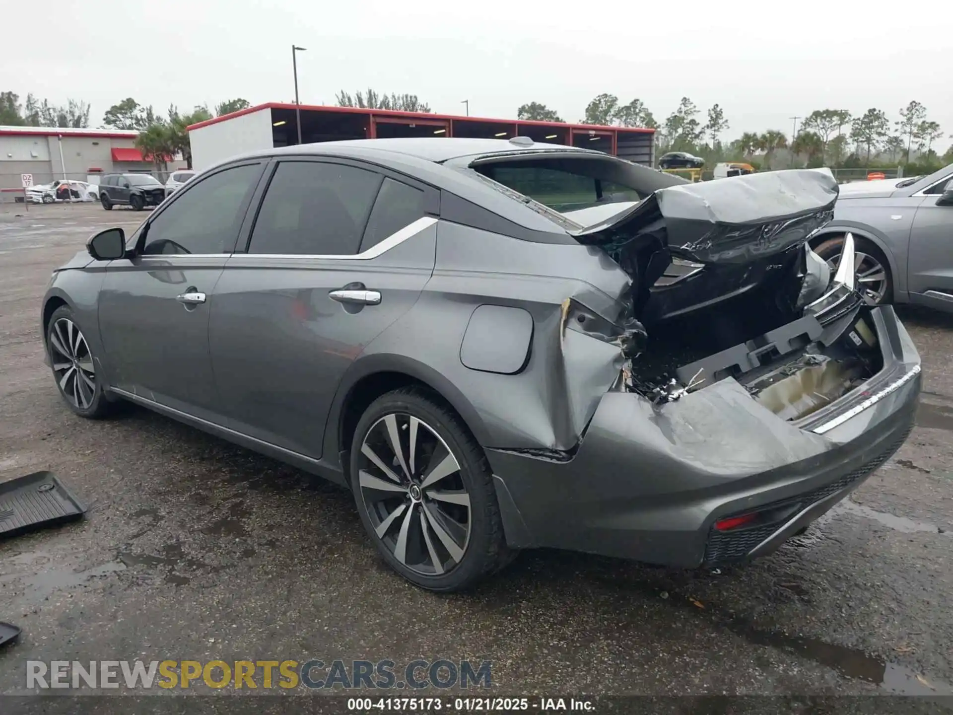3 Photograph of a damaged car 1N4BL4FW8MN325531 NISSAN ALTIMA 2021