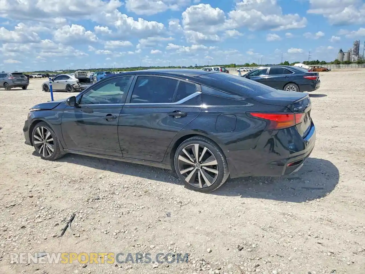 2 fotografías del automóvil dañado 1N4BL4CV2NN412130 NISSAN ALTIMA 2022