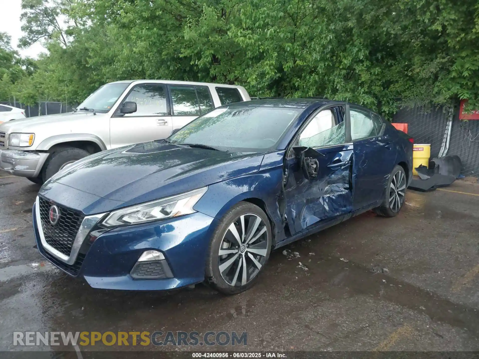2 Photograph of a damaged car 1N4BL4CV6NN357147 NISSAN ALTIMA 2022