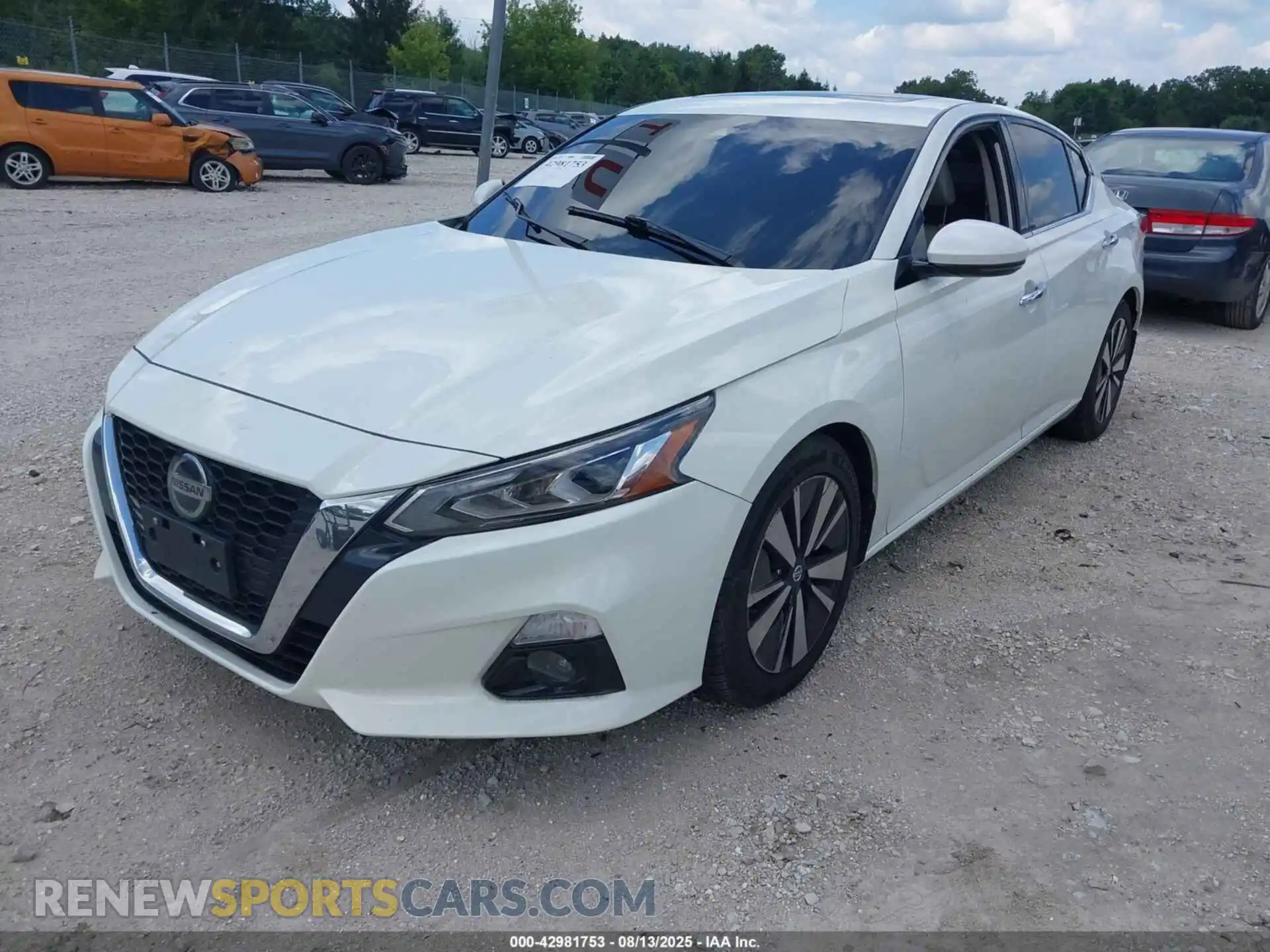 2 Photograph of a damaged car 1N4BL4EV5NN424222 NISSAN ALTIMA 2022