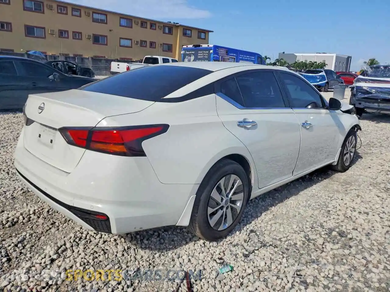 3 Фотография поврежденного автомобиля 1N4BL4BV6PN422258 NISSAN ALTIMA 2023