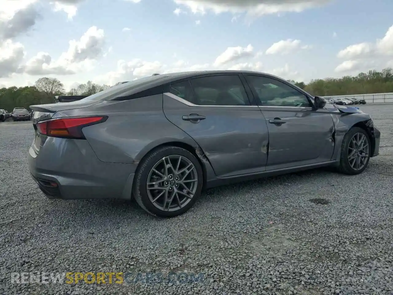 3 Фотография поврежденного автомобиля 1N4AL4CV7RN312879 NISSAN ALTIMA 2024