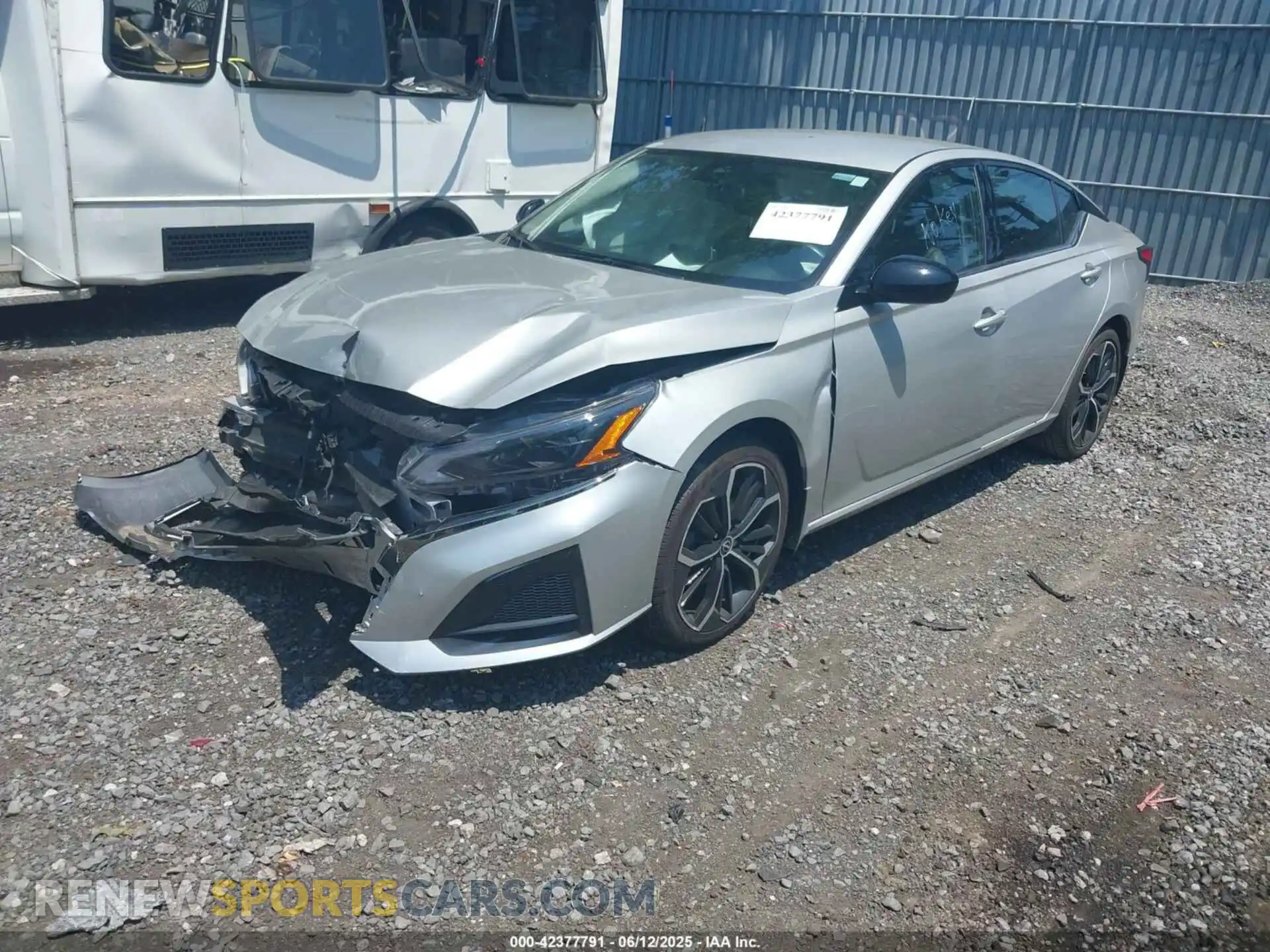 2 fotografías del automóvil dañado 1N4BL4CV1RN419298 NISSAN ALTIMA 2024