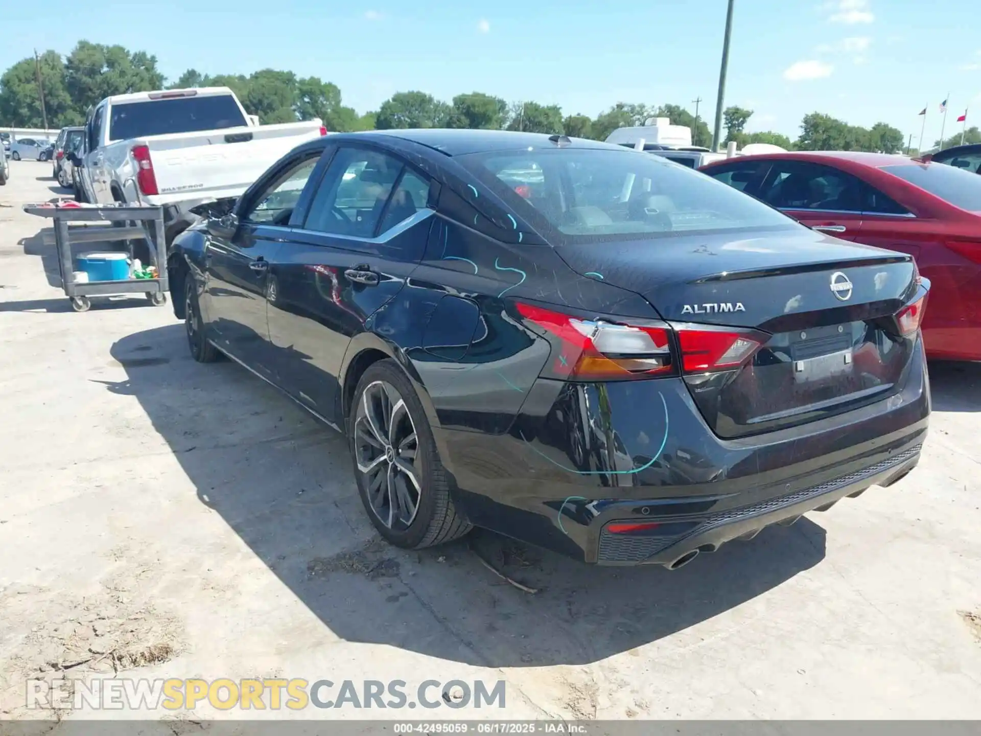 3 Photograph of a damaged car 1N4BL4CV8SN311587 NISSAN ALTIMA 2025