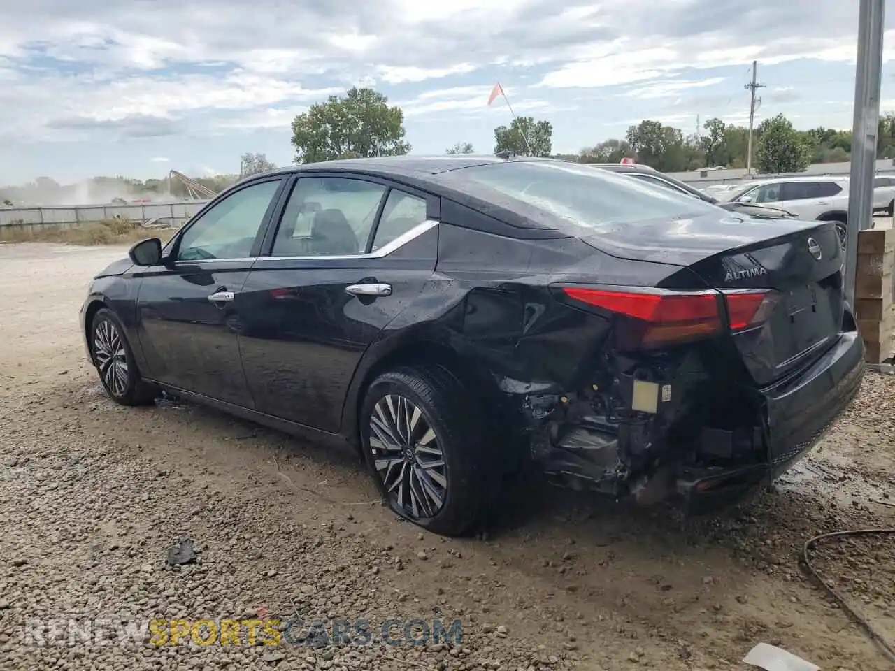 2 Photograph of a damaged car 1N4BL4DV2SN351226 NISSAN ALTIMA 2025