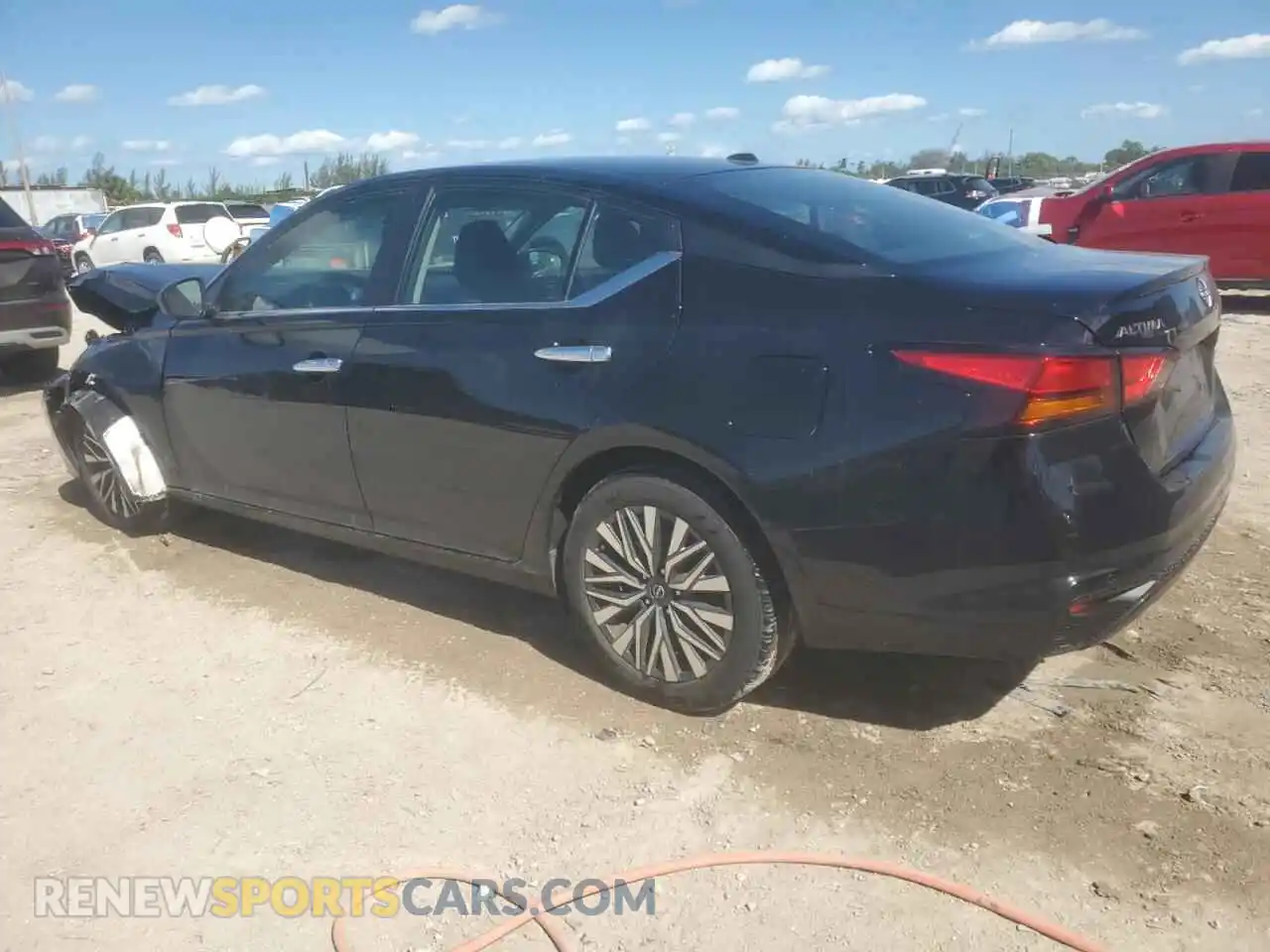 2 fotografías del automóvil dañado 1N4BL4DV3SN320938 NISSAN ALTIMA 2025