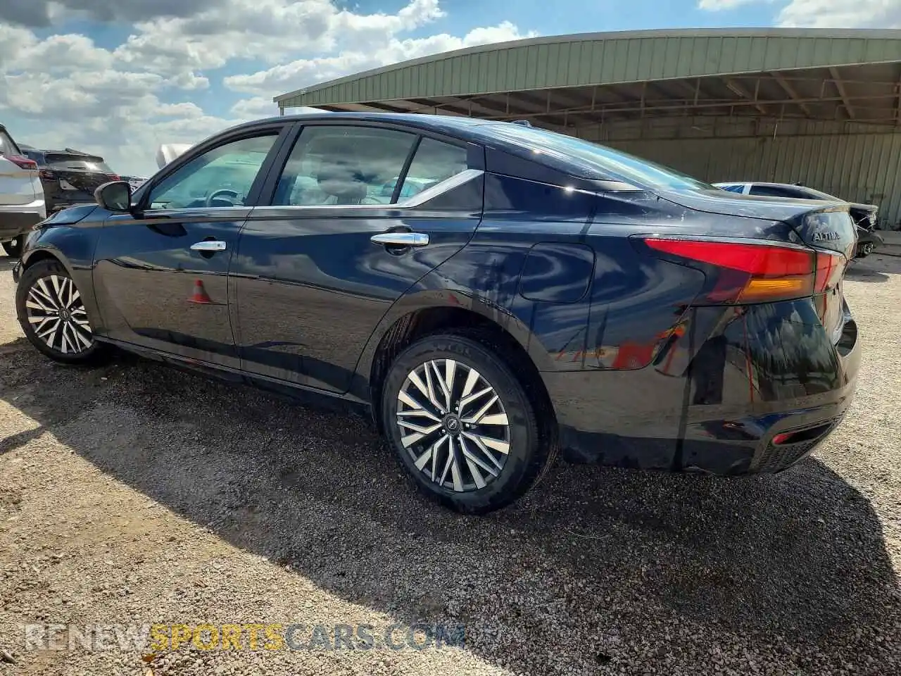 2 Photograph of a damaged car 1N4BL4DV5SN427764 NISSAN ALTIMA 2025