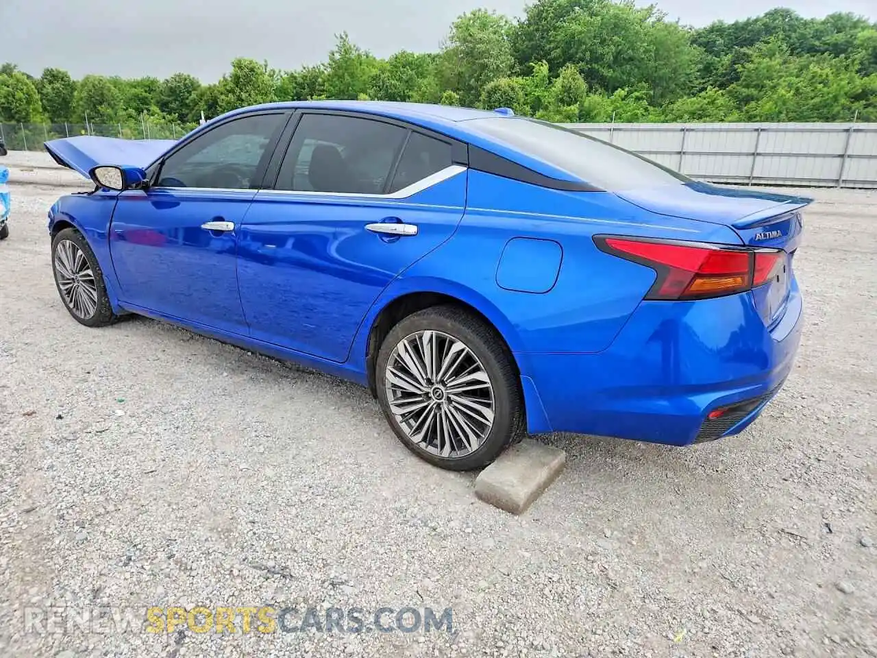 2 Photograph of a damaged car 1N4BL4EW2SN308139 NISSAN ALTIMA 2025