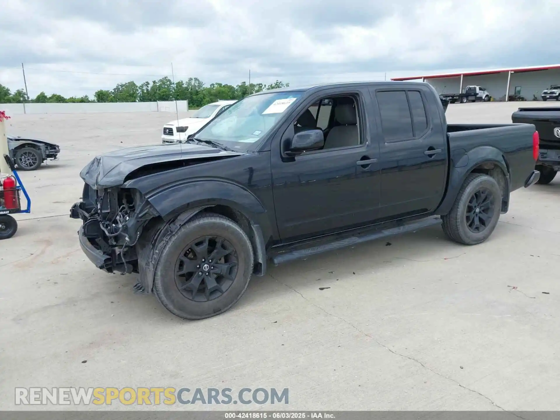 2 Photograph of a damaged car 1N6ED0EA1LN721296 NISSAN FRONTIER 2020