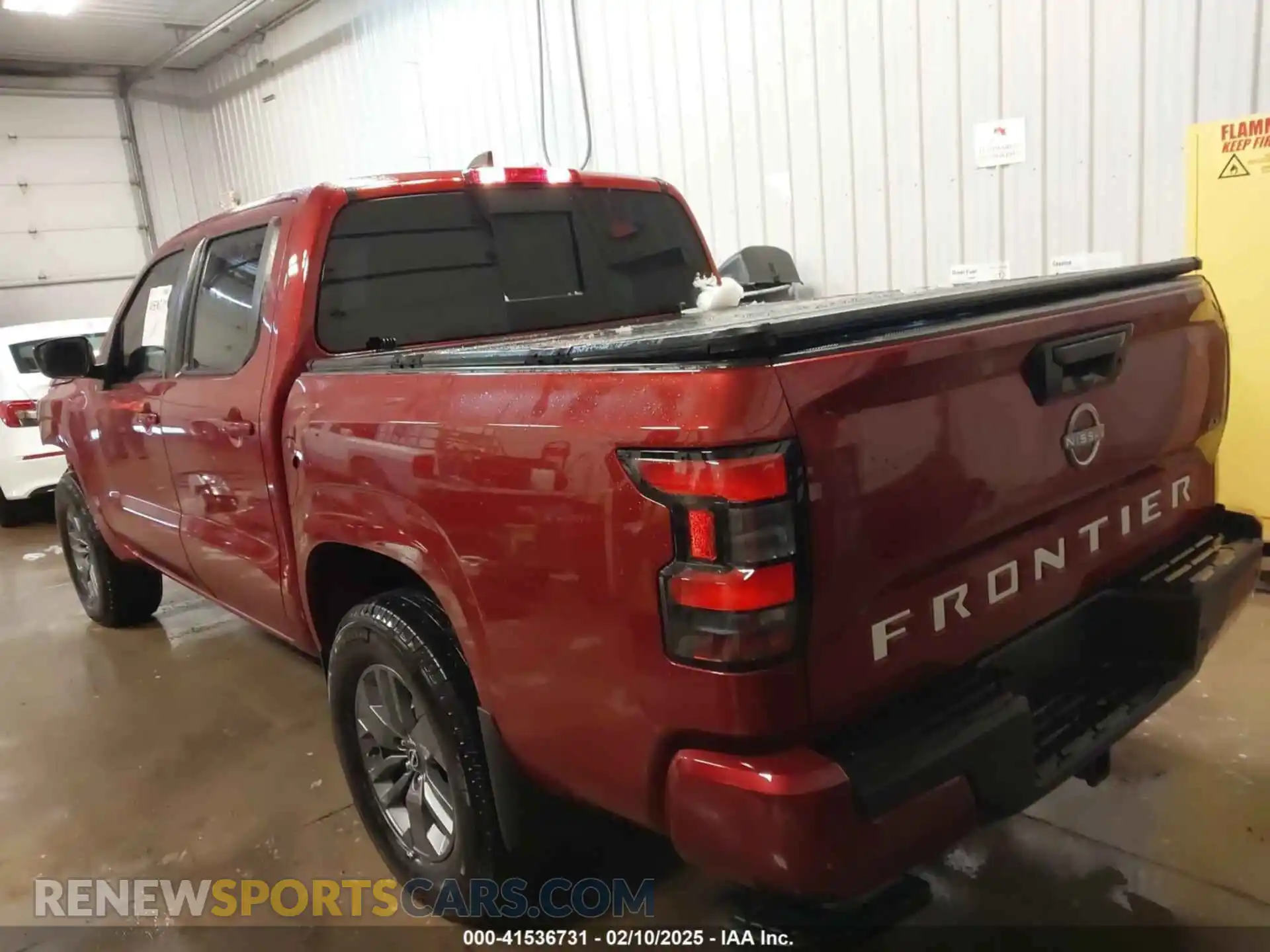3 fotografías del automóvil dañado 1N6ED1EK2SN608647 NISSAN FRONTIER 2025