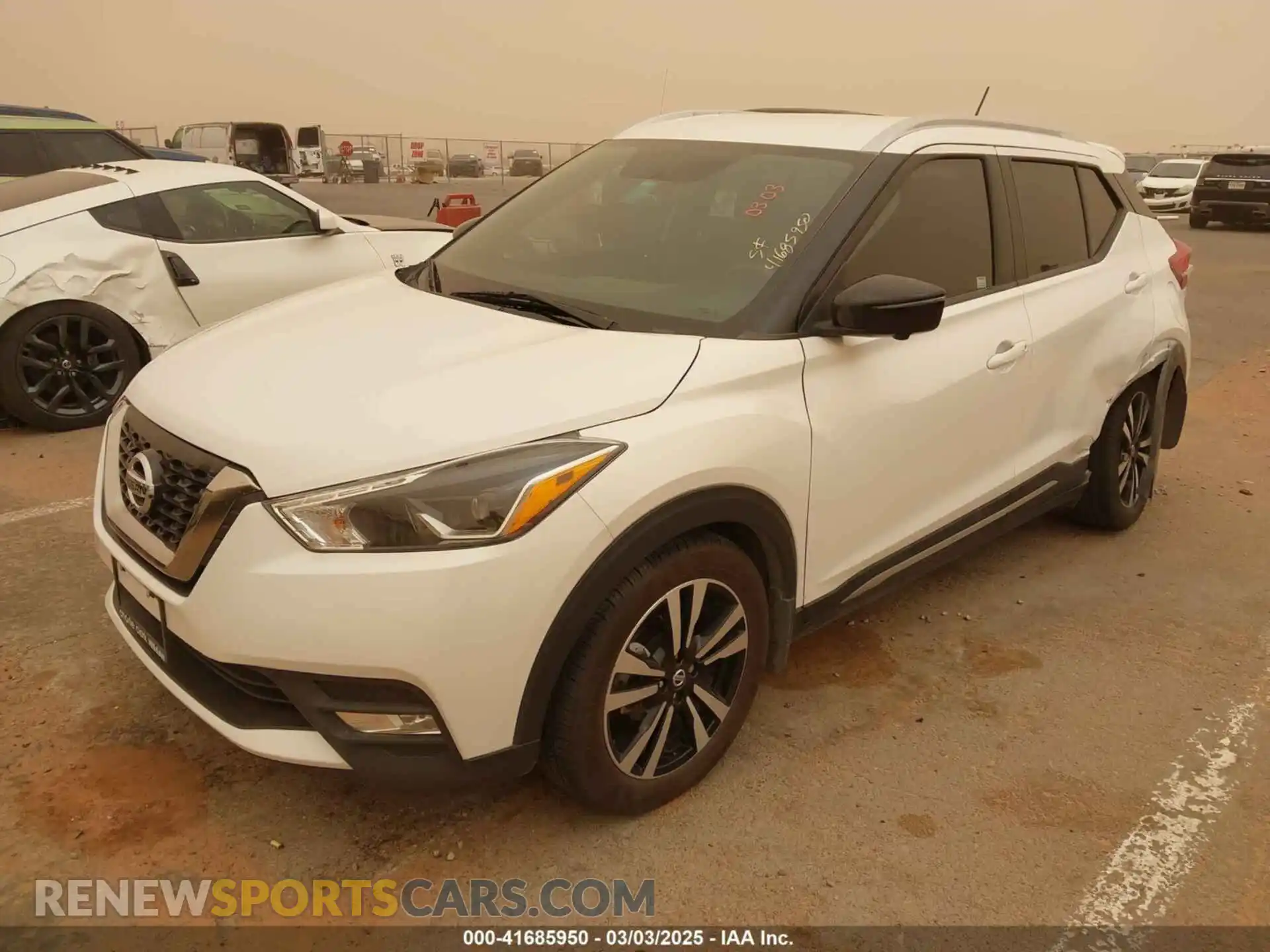 2 Photograph of a damaged car 3N1CP5CU0KL471126 NISSAN KICKS 2019
