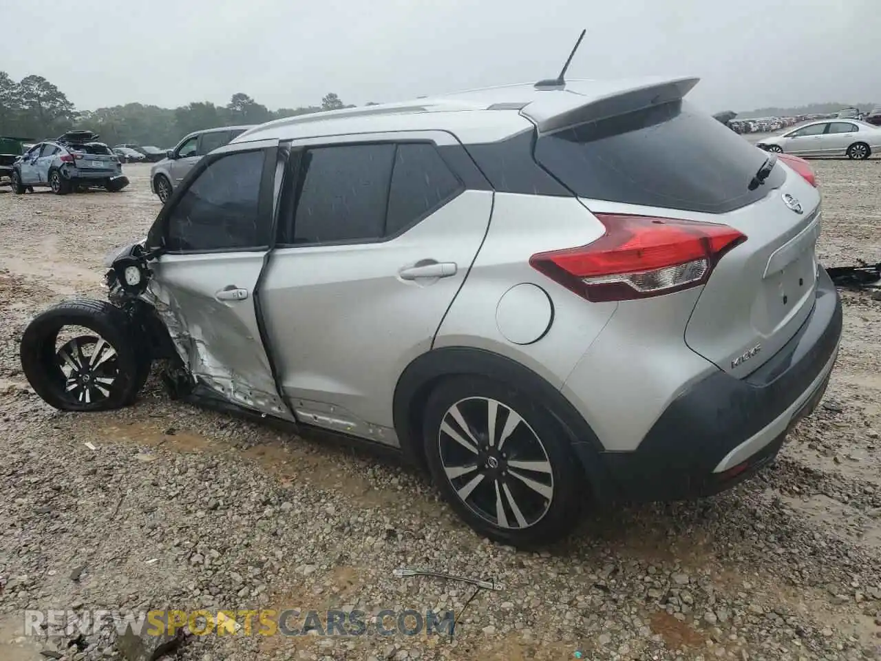 2 Photograph of a damaged car 3N1CP5CU0KL521989 NISSAN KICKS 2019
