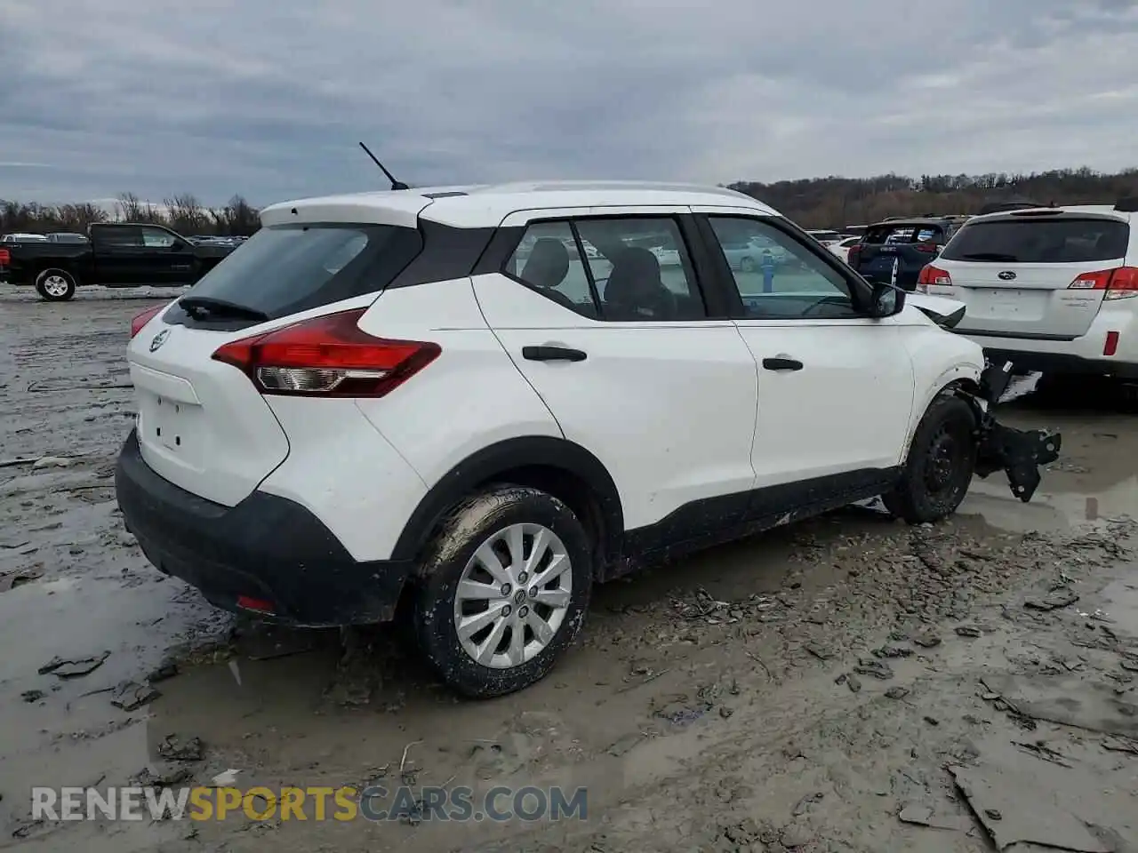 3 Photograph of a damaged car 3N1CP5CU1KL478442 NISSAN KICKS 2019