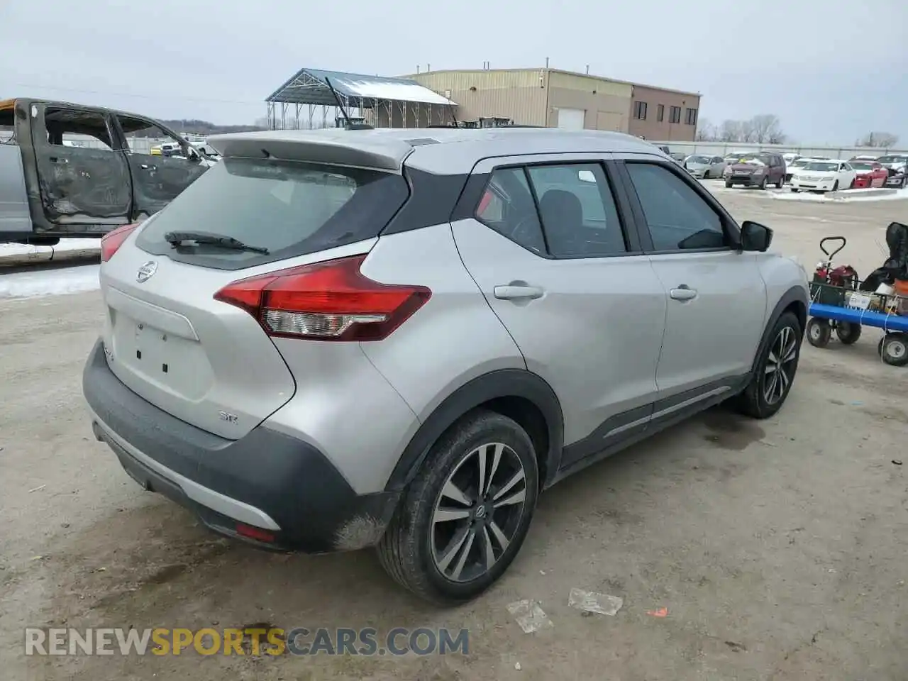 3 Photograph of a damaged car 3N1CP5CU1KL496116 NISSAN KICKS 2019