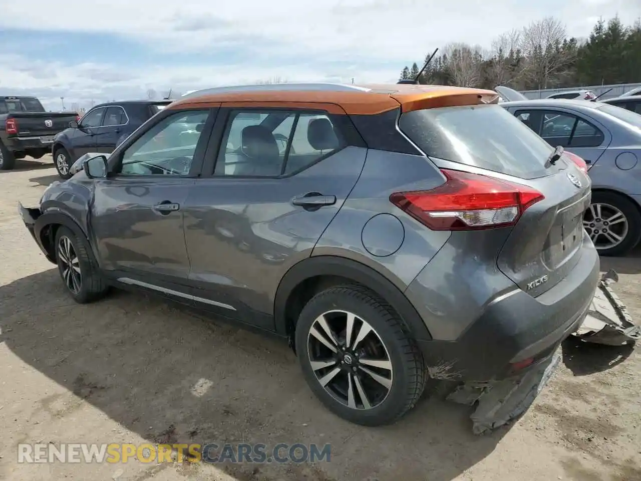 2 Фотография поврежденного автомобиля 3N1CP5CU1KL527882 NISSAN KICKS 2019