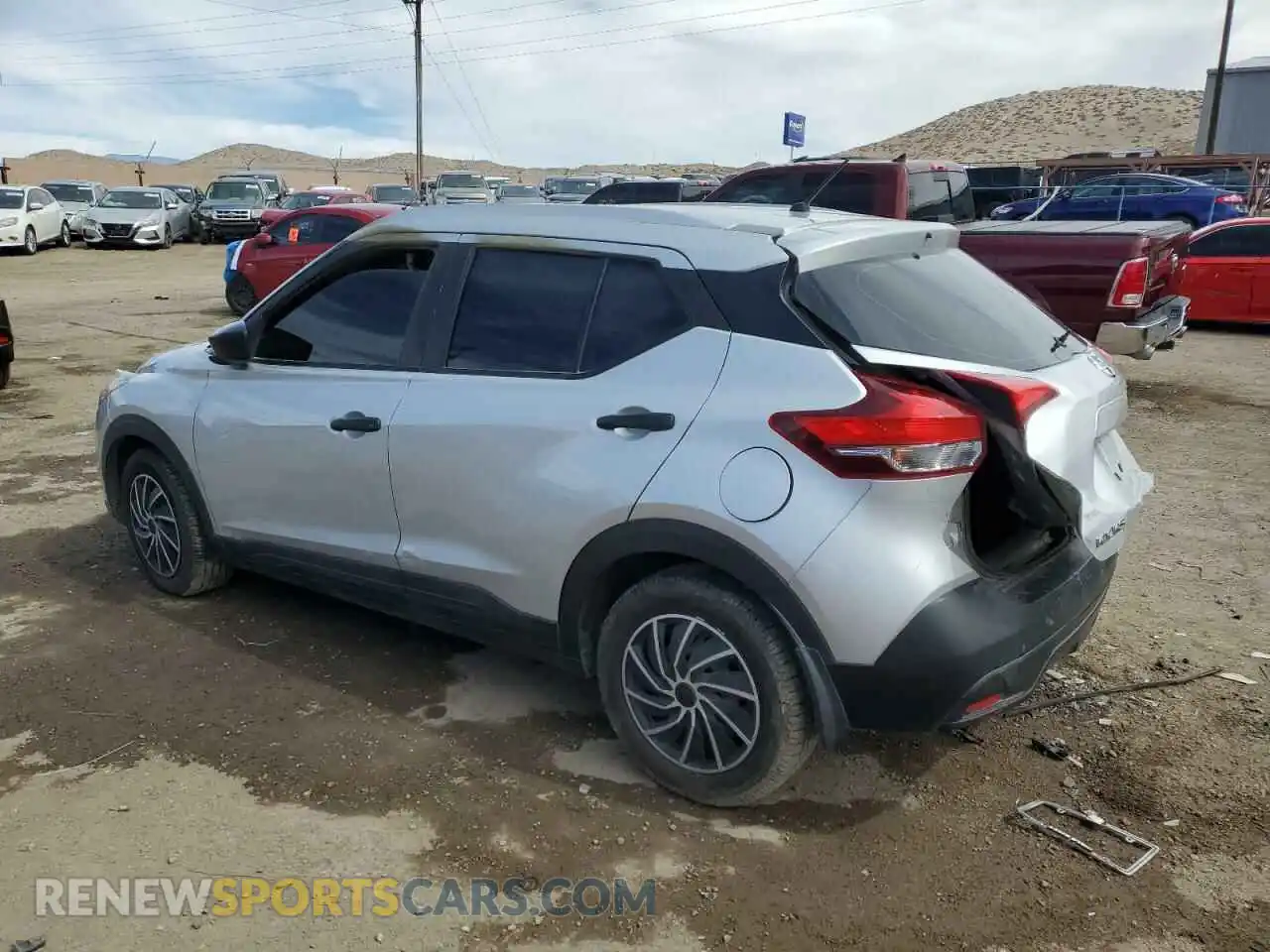 2 Photograph of a damaged car 3N1CP5CU1KL558033 NISSAN KICKS 2019