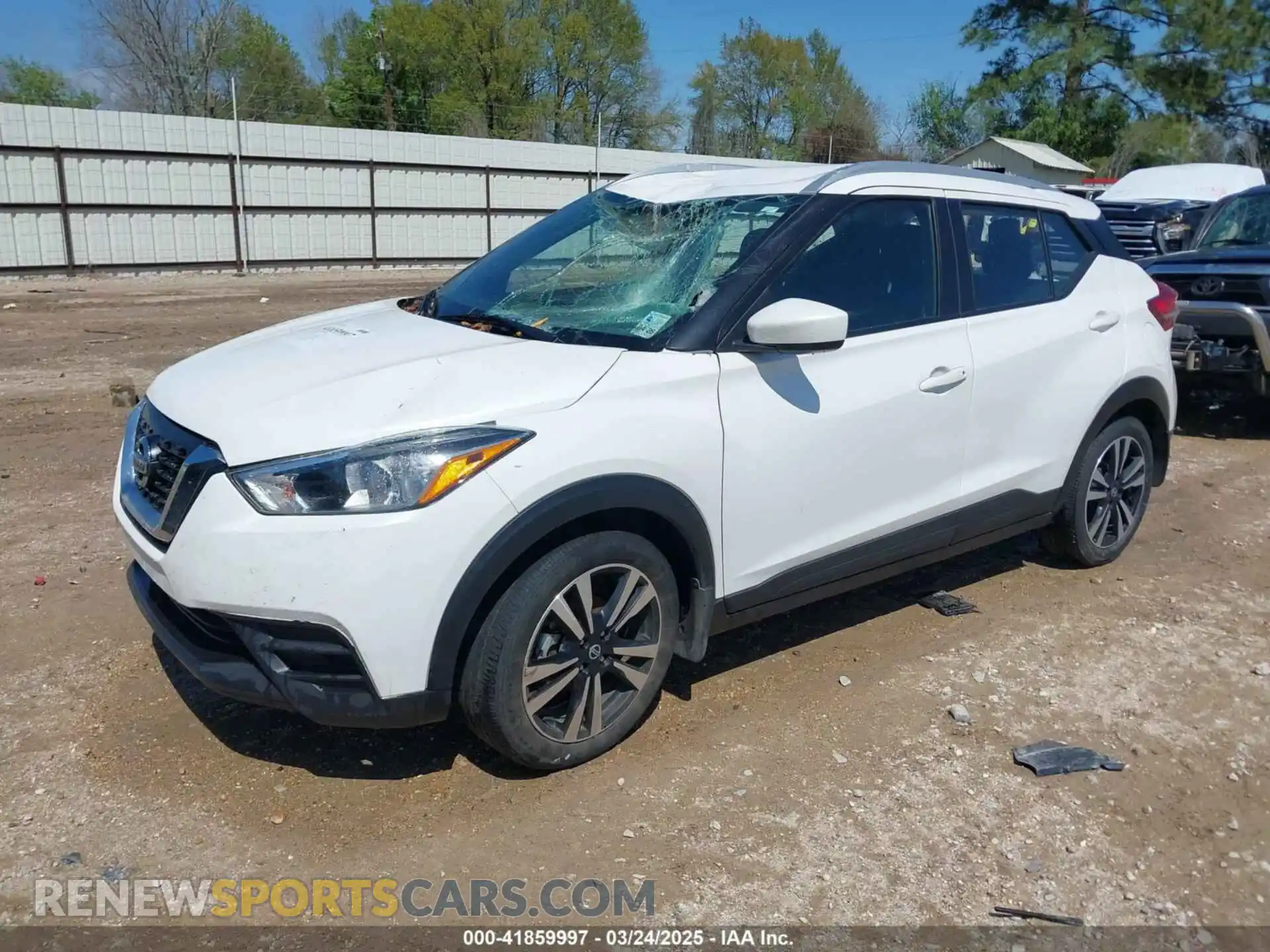 2 Photograph of a damaged car 3N1CP5CU2KL497873 NISSAN KICKS 2019
