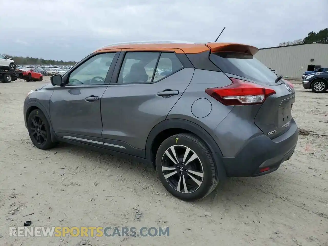 2 Photograph of a damaged car 3N1CP5CU2KL526546 NISSAN KICKS 2019
