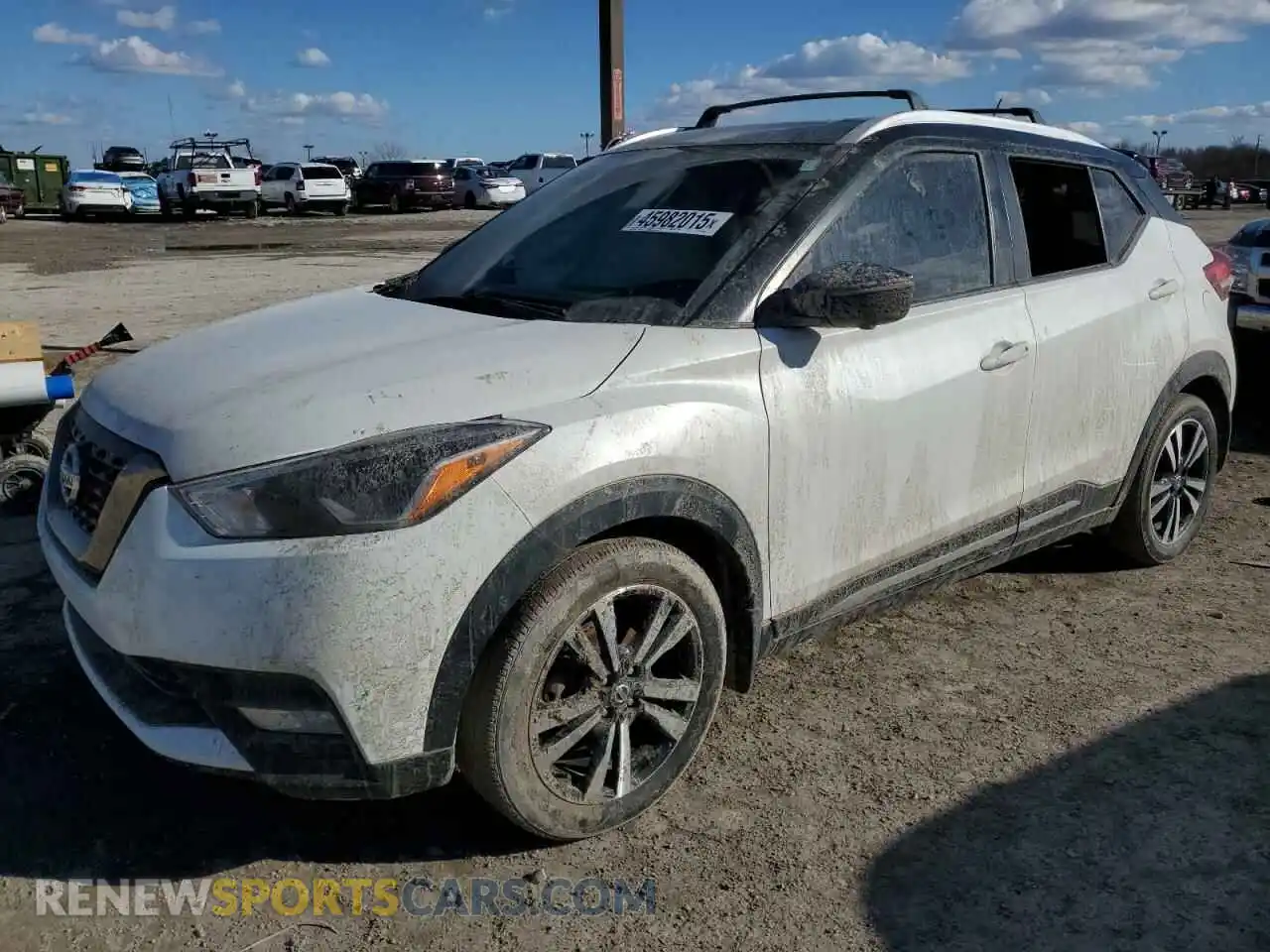1 Photograph of a damaged car 3N1CP5CU3KL515233 NISSAN KICKS 2019