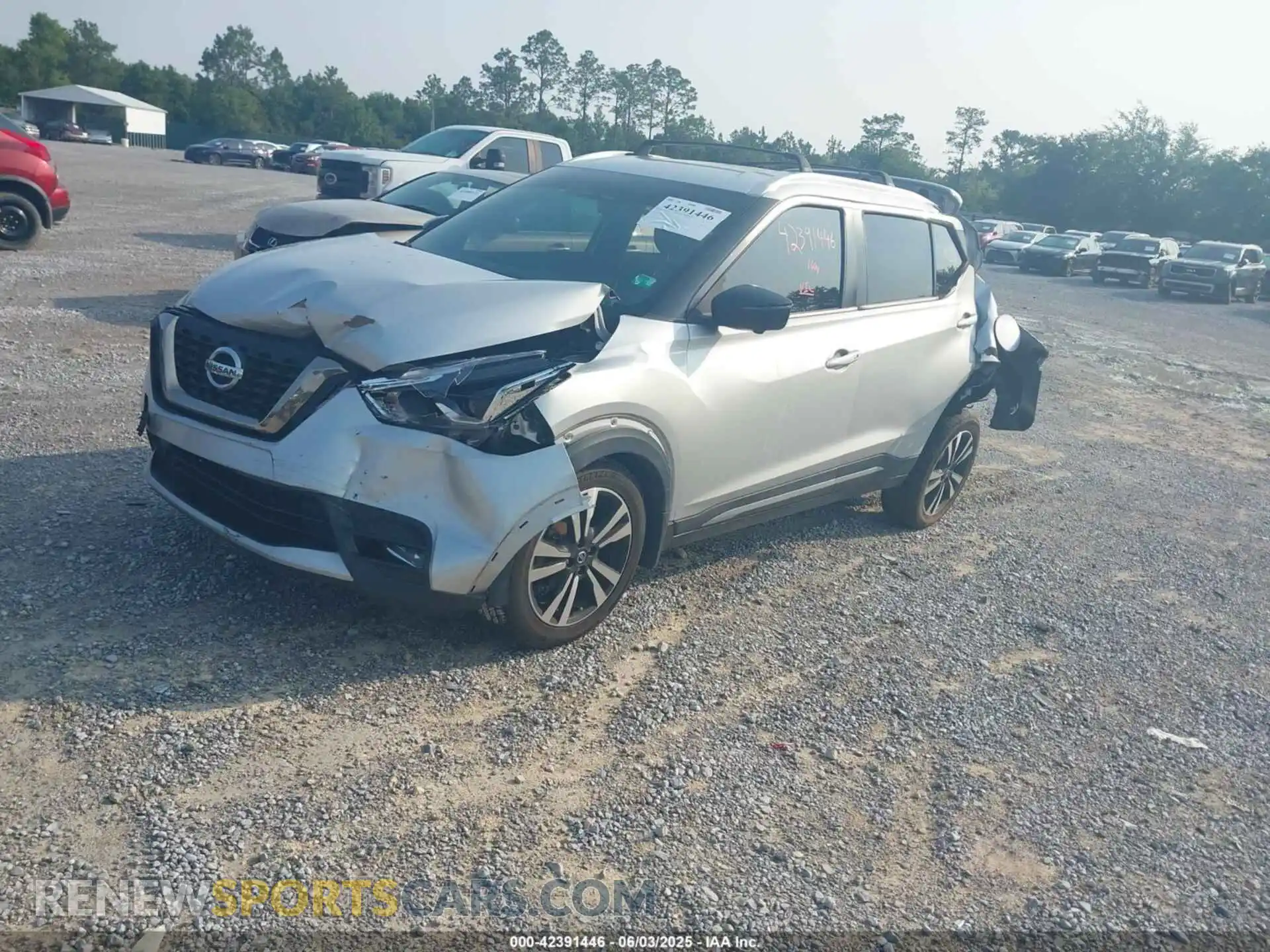 2 Photograph of a damaged car 3N1CP5CU4KL496112 NISSAN KICKS 2019